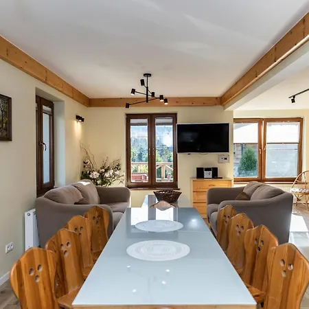 בקתה Sywarne Z Sauna I Widokiem Na Gory *